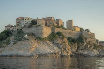 The Manor Calvi