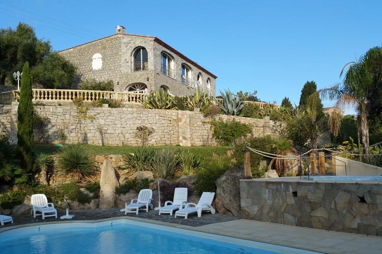 The Manor Calvi